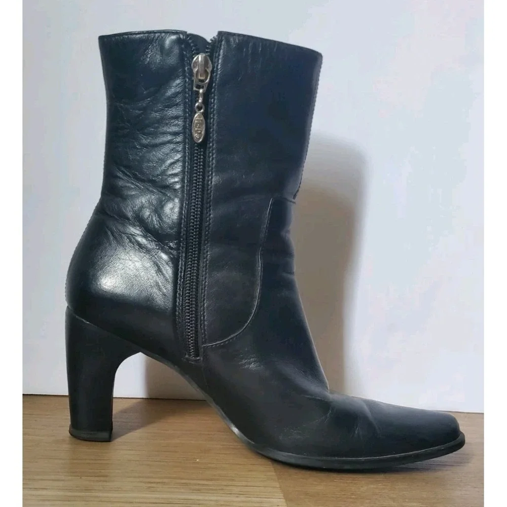 Harley Davidson Y2k Boot Black Leather Ankle Zip Up Pointed Toe Womens Size 6M